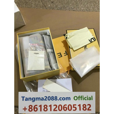 tangma2088.com WhatsApp oficial: +8618120605182 | Qiqiyg-56 Venta al por mayor directa de fábrica: ropa, calzado y bolsos 2026 | Proveedor líder de China