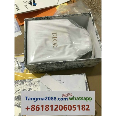 tangma2088.com WhatsApp oficial: +8618120605182 | Qiqiyg-382 Venta al por mayor directa de fábrica: ropa, calzado y bolsos 2026 | Proveedor líder de China
