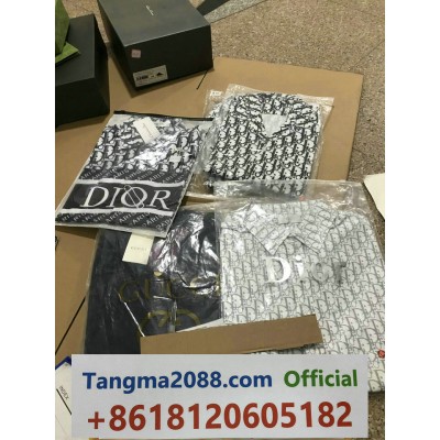 tangma2088.com WhatsApp oficial: +8618120605182 | Qiqiyg-449 Venta al por mayor directa de fábrica: ropa, calzado y bolsos 2026 | Proveedor líder de China